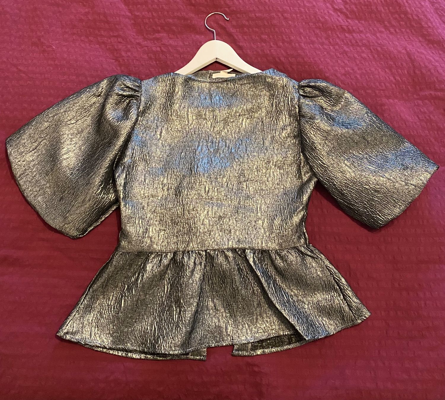 H&M Top: Ein ganz lässiges Top – Nuovo e nell'imballaggio originale da Kloten venduto da swarovski16 1