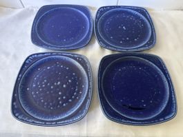 4 Dessertteller quadratisch blau glasiert ca. 19 cm gebrauch