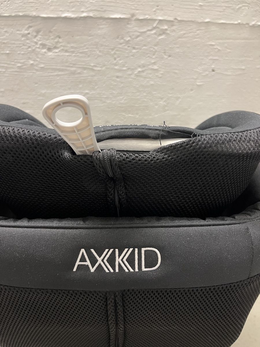 Seggiolini per auto: Axkid Minikid Reboarder Autositz – Usato da Zürich venduto da ill.phil 5