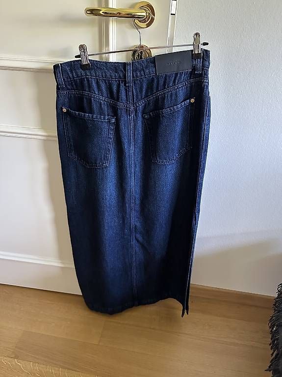 Mankind Gonne: Jupe seven for allmankind – Nuovo (secondo la descrizione) da Pully venduto da tarra26 1