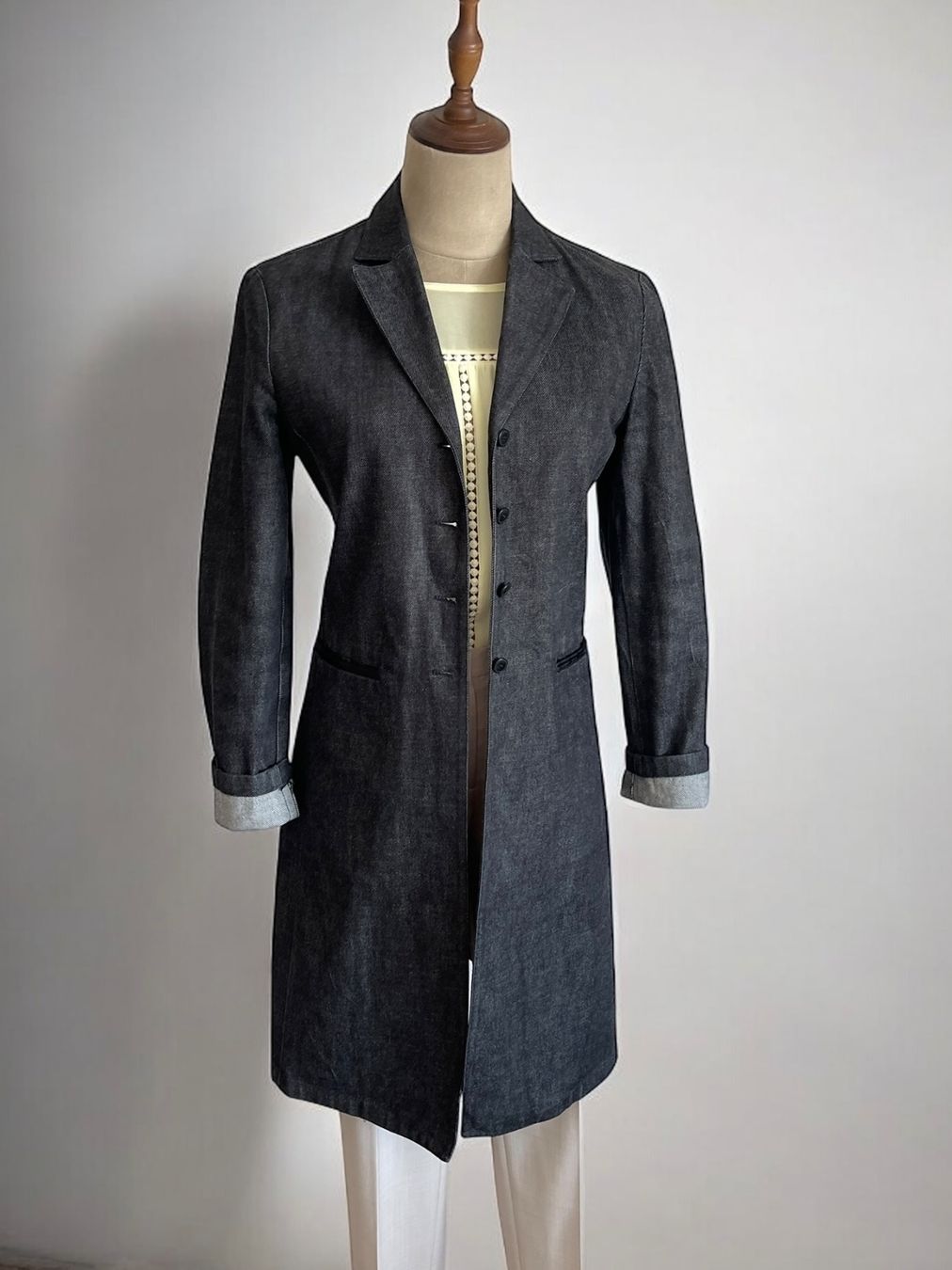 Miu Miu Mäntel: MIU MIU Denim Jeans Mantel Prada Group  Gr. XS – Gebraucht aus Zürich von Recode.Fashion 1