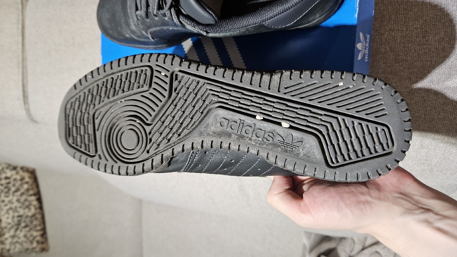 Adidas Scarpe da uomo: Adidas Yeezy Powerphase 42 2/3 – Usato da Orbe venduto da Greekgods 1