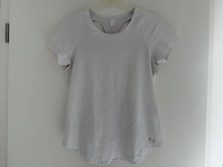 Under Armour workout sport top size S