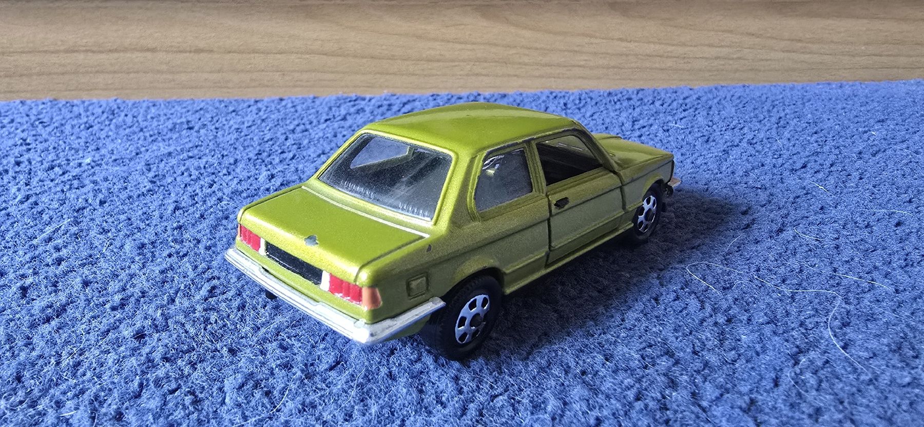 BMW Modellini d'auto: BMW 320 – Nuovo (secondo la descrizione) da Merligen venduto da SwissMini27 2