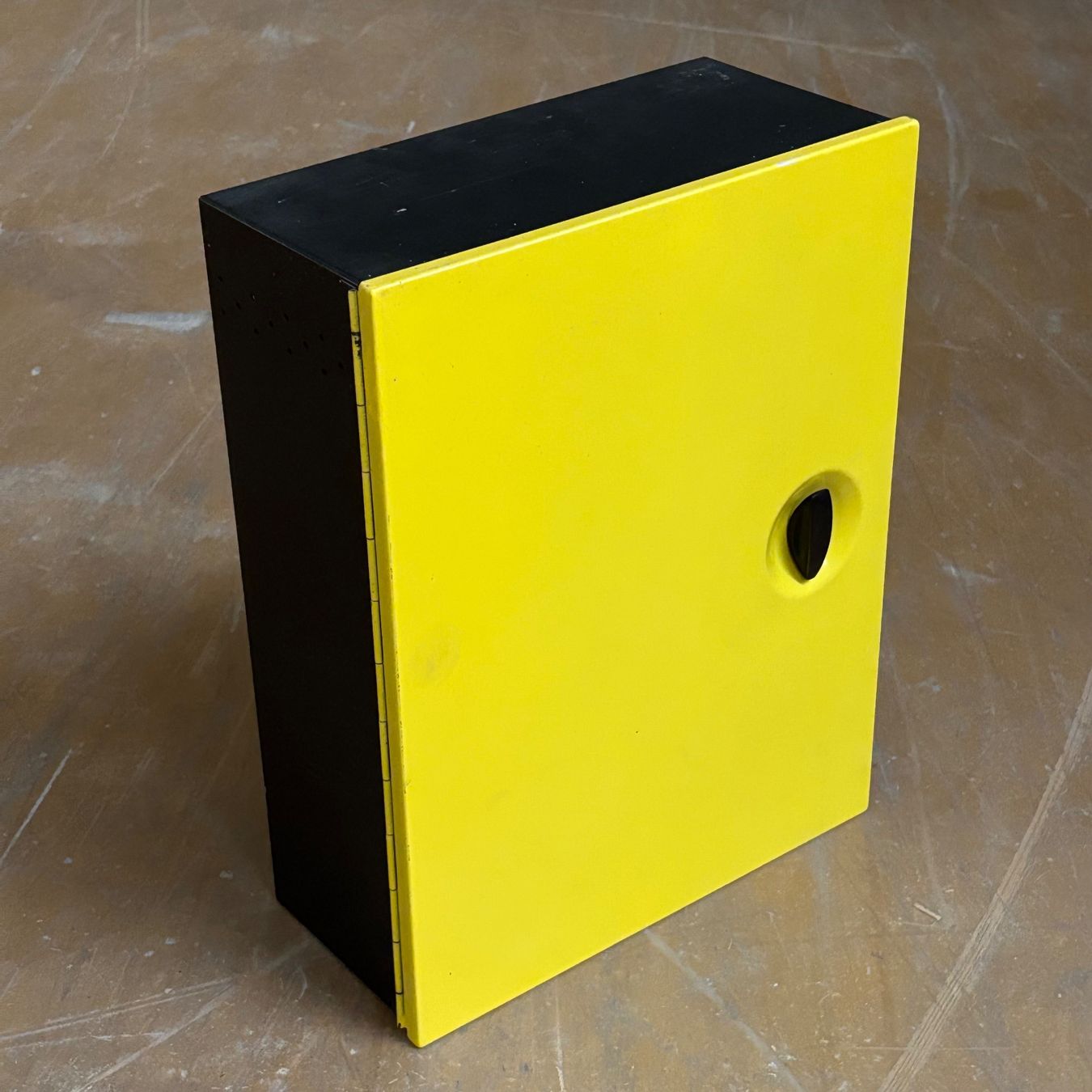 Armadi: 1960er Egloff Apotheker Schrank – Usato da Bern venduto da Modern-Era 2