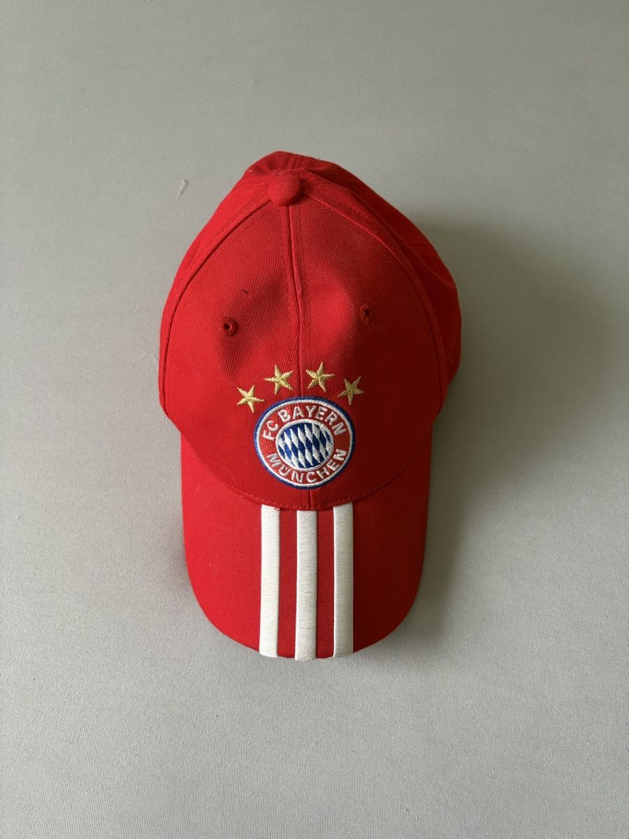 Altro in  Abbigliamento & Accessori: FC Bayern Munich cap – Usato da Thalwil venduto da Nvani0502