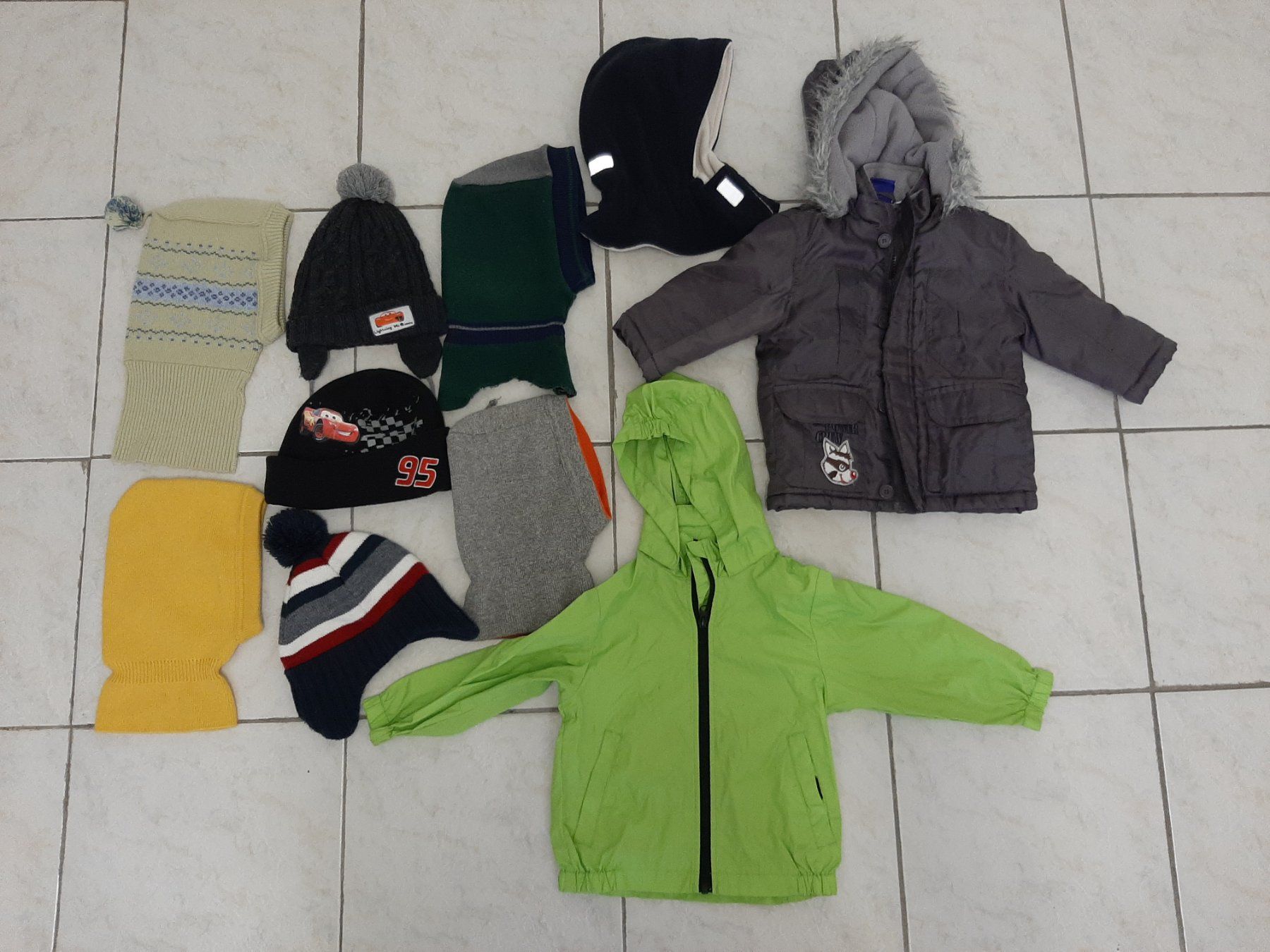 Lotti & Set di vestiti: Jacke + Regenjacke 86 - 92 – Usato da Brissago venduto da lucabell