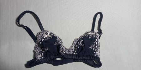 NEU H&M der perfekte Spitzen BH mit Mäschli 65A 65B XXS XS