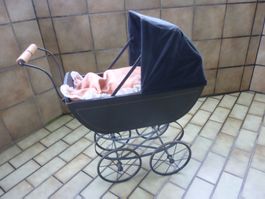 antiker Puppenwagen