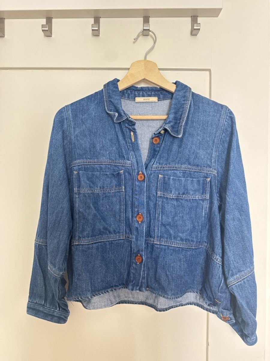 Sessun Blusen: Jeansblouson Sessun – Neu (gemäss Beschreibung) aus Bern von Paramagurunathan