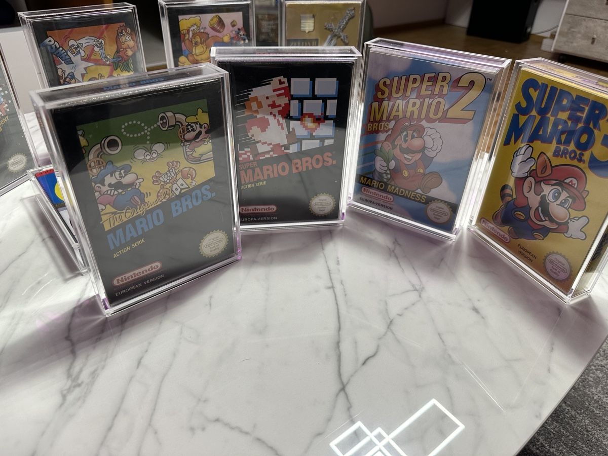 Nintendo Giochi: Schutzhülle | box acryl Nintendo NES – Nuovo e nell'imballaggio originale da Taverne venduto da Niko-Bellic