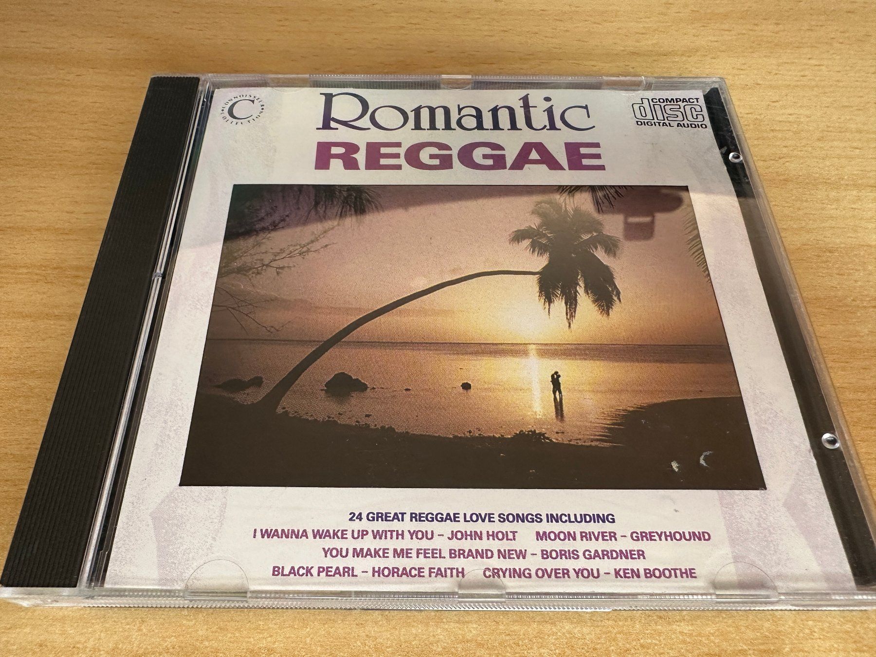 CD: T8 Various – Romantic Reggae – Usato da Rikon im Tösstal venduto da Alpenmutz