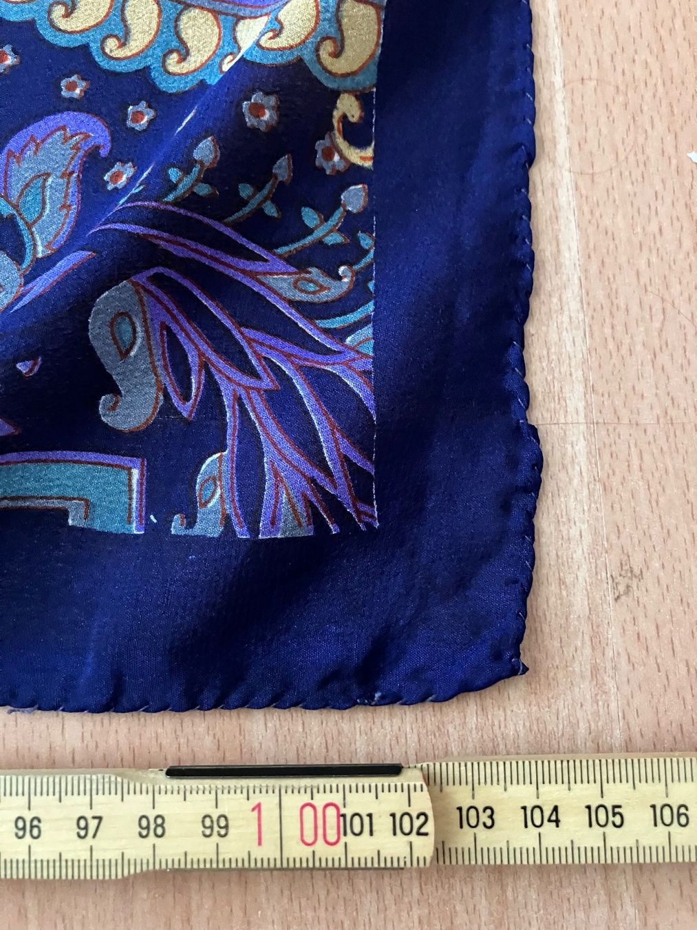 Foulard & Sciarpe: Nice quality Foulard Schal – Usato da Zürich venduto da Classic_Collection_Zurich 2