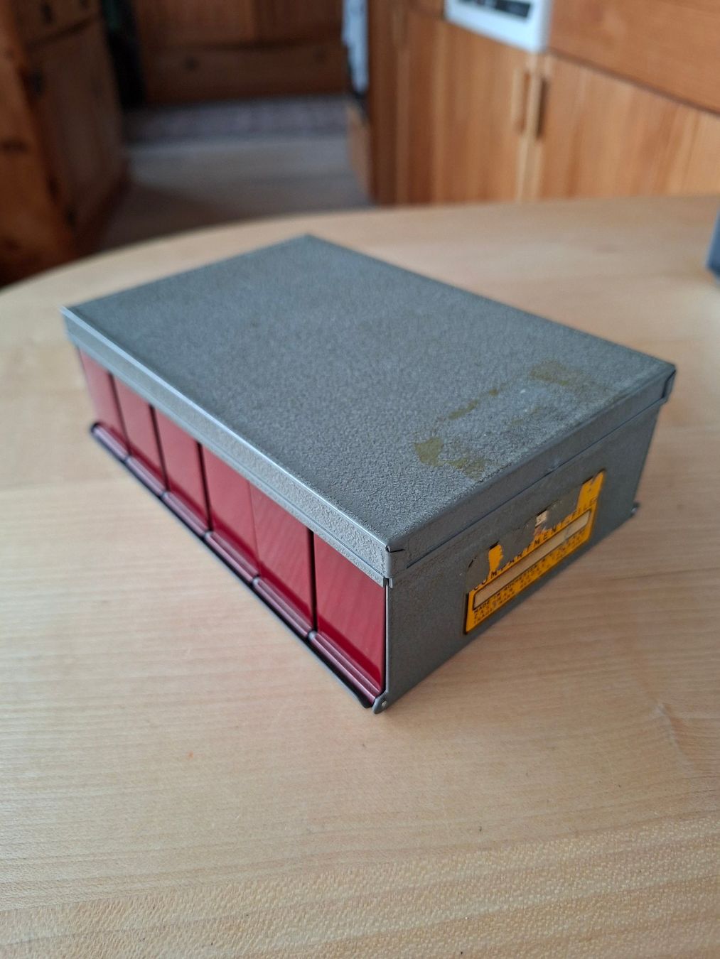 Recipients et similaires: Dia Aufbewahrungs-Box – D'occasion à Sins par Sorte 3