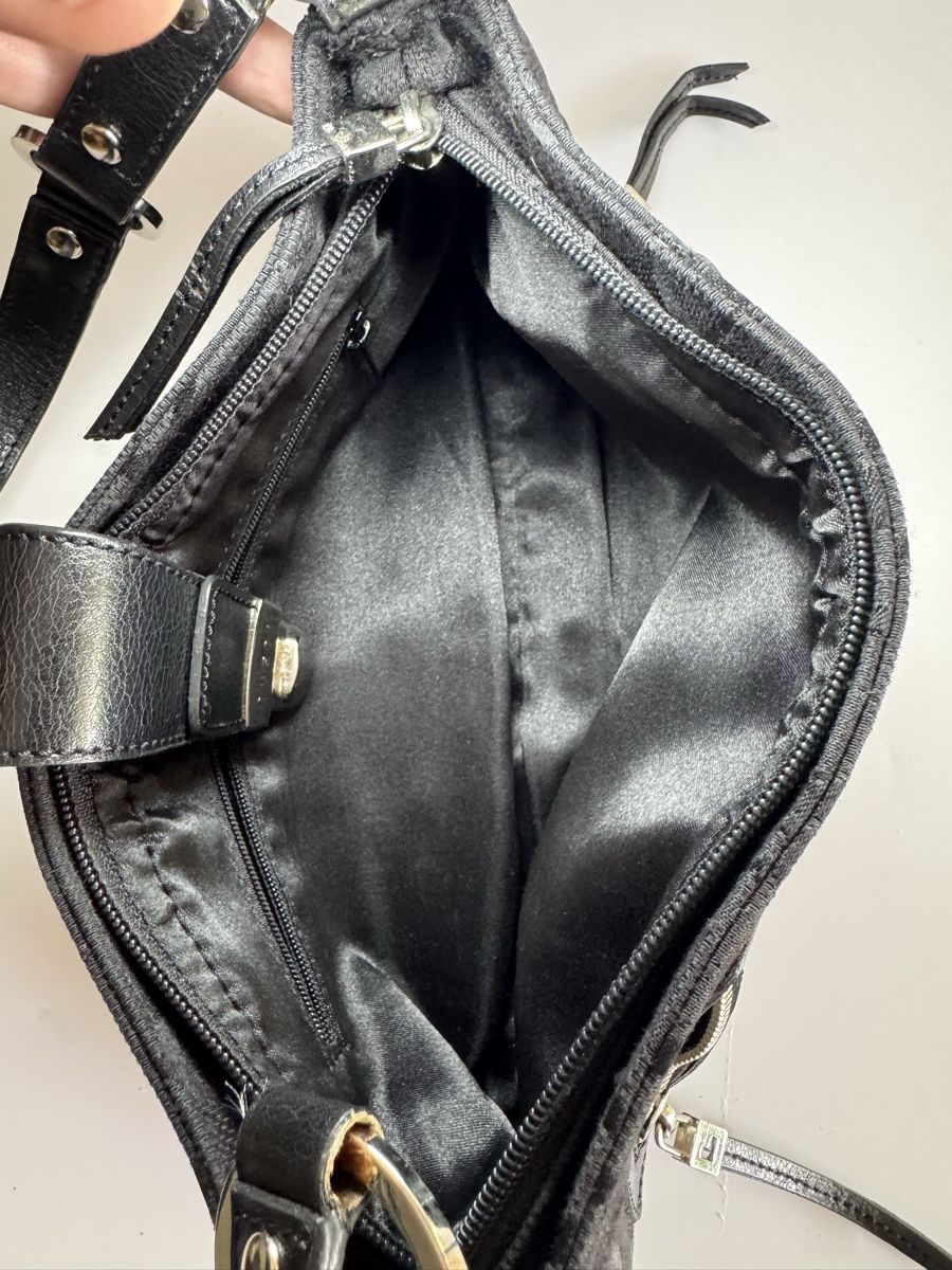Guess Borse da donna: Guess Schultertasche Handtasche – Nuovo (secondo la descrizione) da Vionnaz venduto da b_f_d_r_g 4