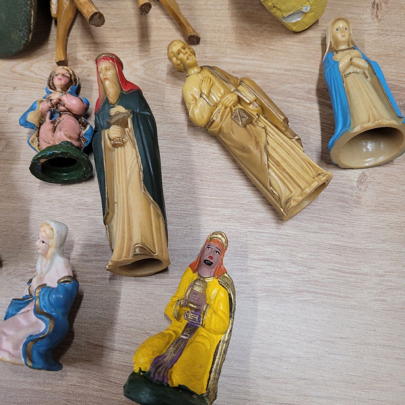 Statuette: Krippenfiguren Weinachten – Usato da Reichenburg venduto da AK307 5