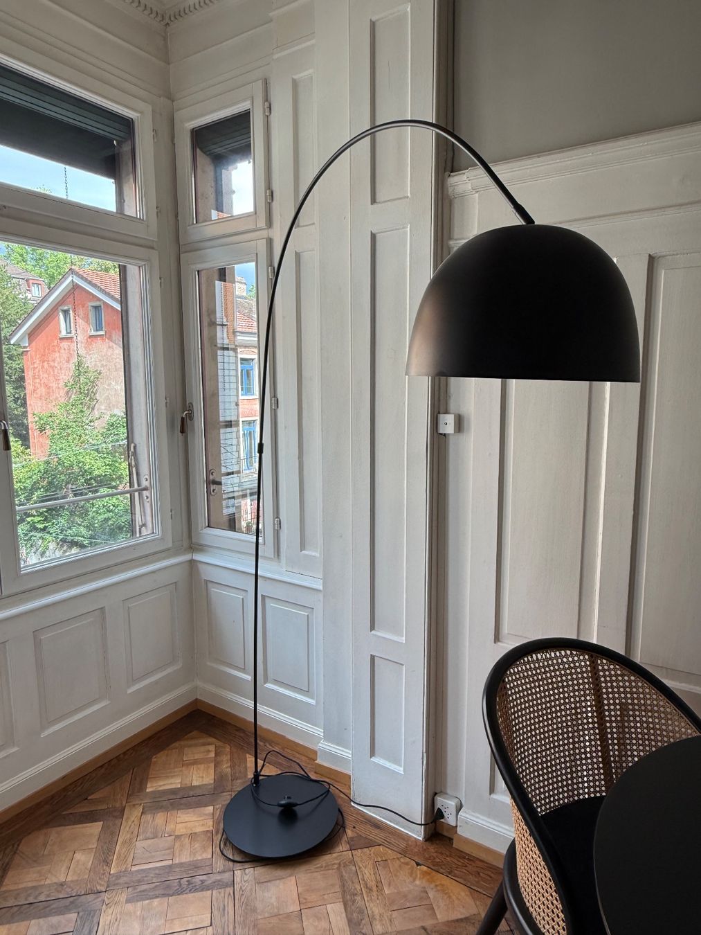Set di tavolo e panche: Gesamtes Wohnzimmer – Usato da ZÜRICH venduto da Soraone1 2