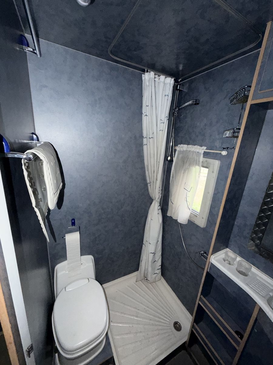 Mobile-home: Pferdetransporter/Wohnmobil – D'occasion à St. Gallen par rap_kql2 4
