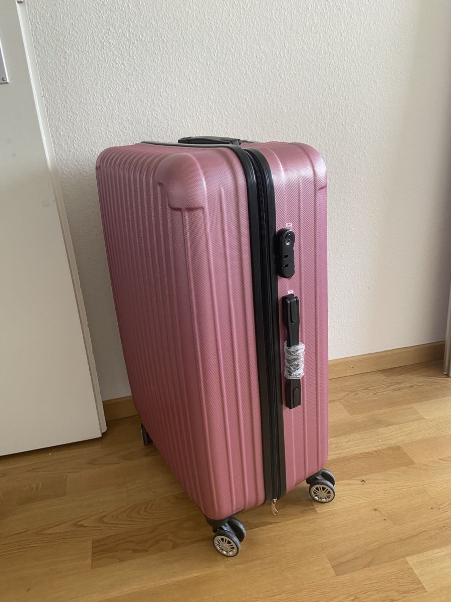 Reisekoffer: Rosa Koffer Gr. XL – Neu (gemäss Beschreibung) aus Spiegel b. Bern von pre1ovedthreads