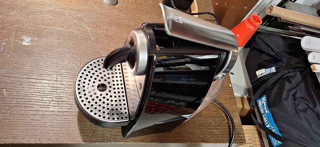 Macchine per caffè & Macchine per espresso: Kaffeemaschine Nespresso – Usato da Effretikon venduto da Baumpe01 3