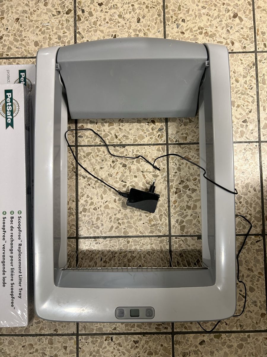 WC: Petsafe automatic katzentoilette – D'occasion à Basel par ves_yxb5 3
