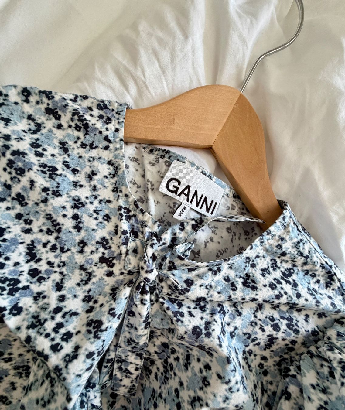 Ganni Blusen: Bluse von Ganni – Neu (gemäss Beschreibung) aus St.Gallen von emm_9ydh 2