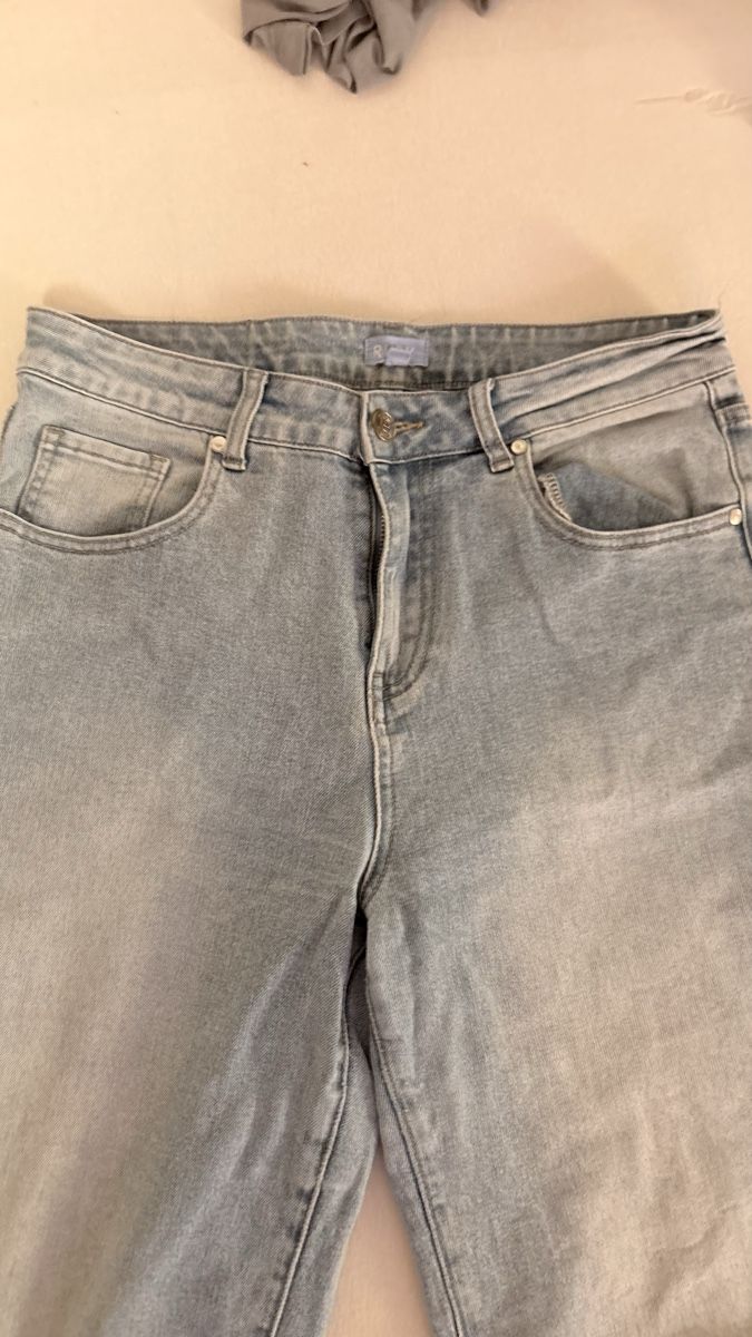 Jeans: RUBY Jeans hellblau – Straight Leg Damen Jeans Gr. 40 – Usato da Rothenbrunnen venduto da mia_n6vj 1