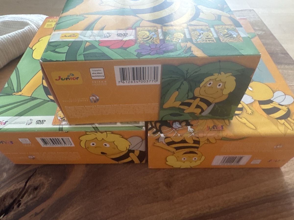 Tutti i DVDs: Die Biene Maja Junior Boxen – Usato da Solothurn venduto da Alex702 4