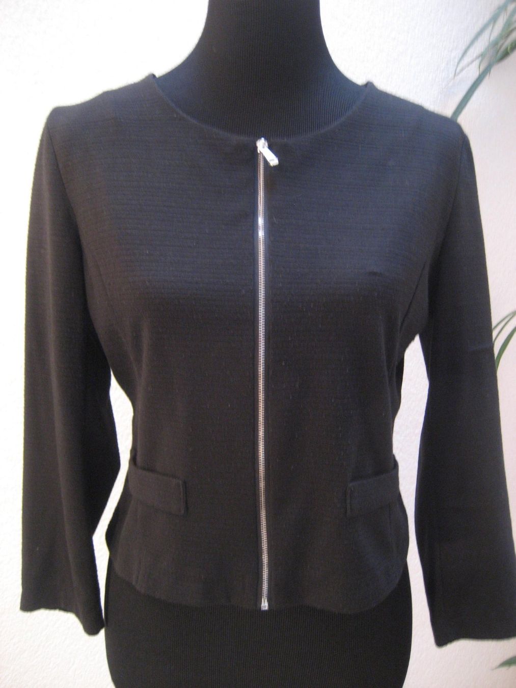 Maglioni & Felpe: Jaquette taille L – Usato da Delémont venduto da marryb
