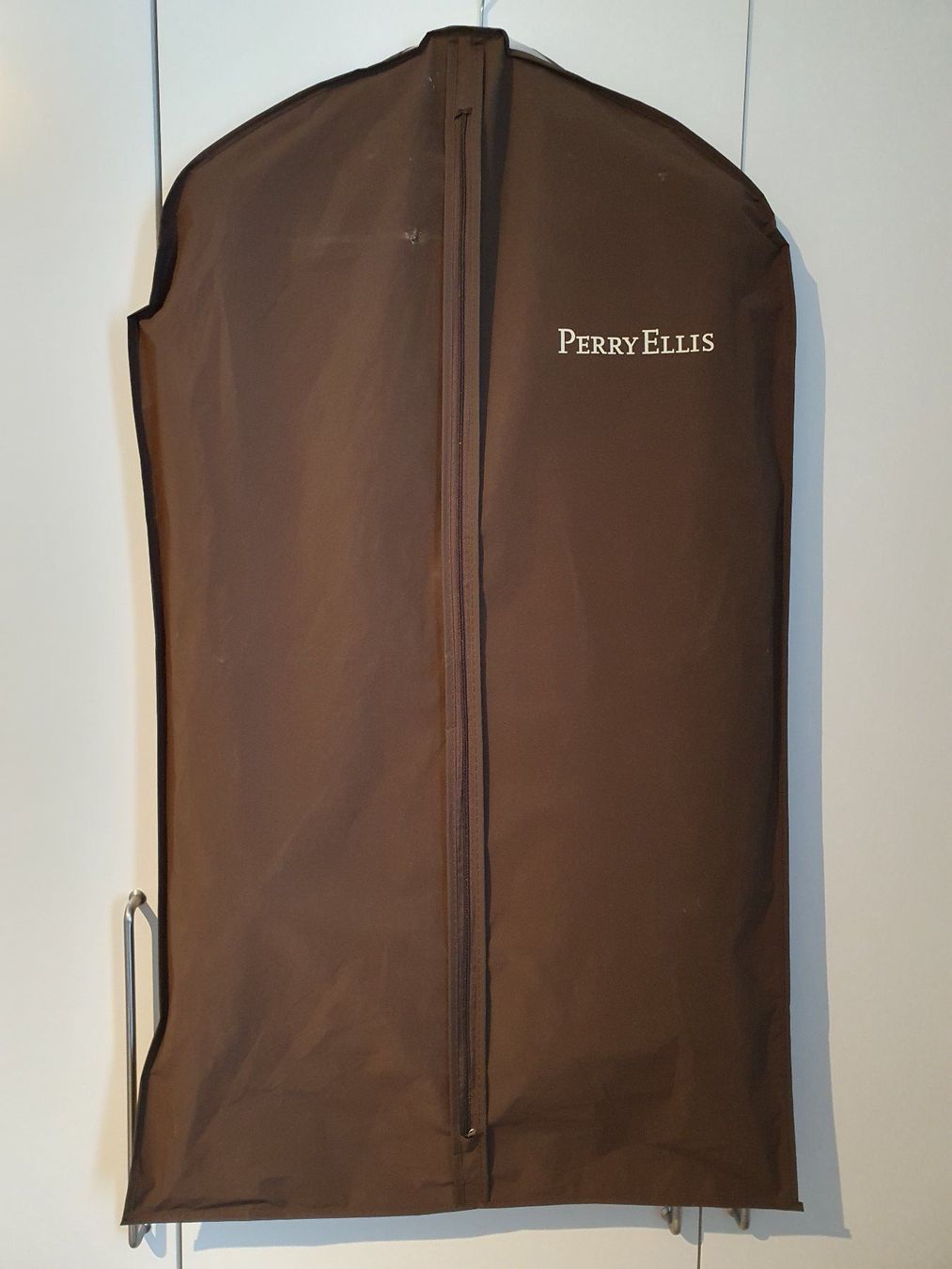 Completi: Perry Ellis Anzug und Anzughose – Usato da Bern venduto da soledurner 7