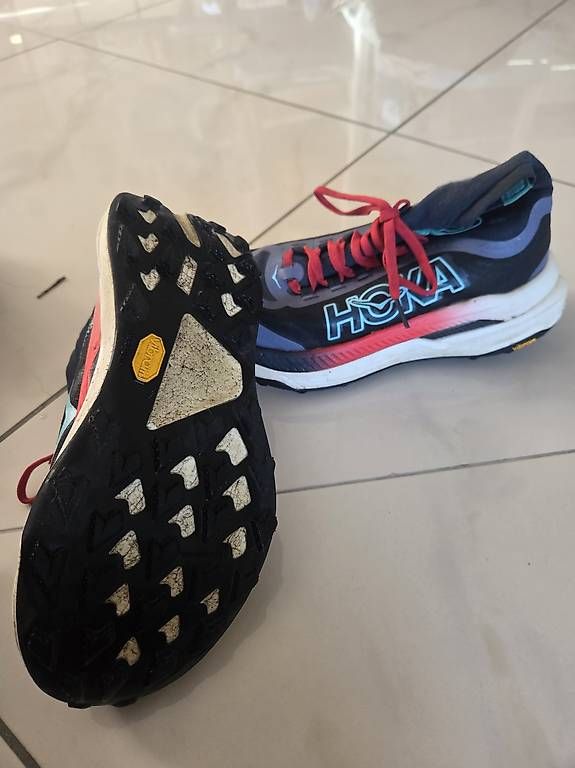 Damenschuhe: Hoka Tecton3 38 – Gebraucht aus Torricella von pao_m8rf 1