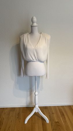 Zara Bluse, Grösse M, weiss, neuwertig, ideal für den Frühli