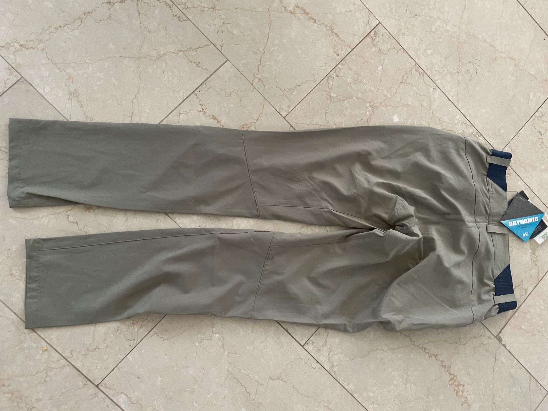 Millet Pantaloni: Millet Damen Wanderhose – Nuovo (secondo la descrizione) da Flüelen venduto da AU10 2