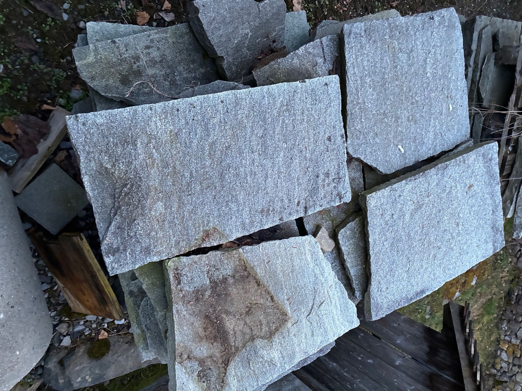 Servierplatten: Granitplatten – Gebraucht aus Walenstadt von LudwigderZweite 1