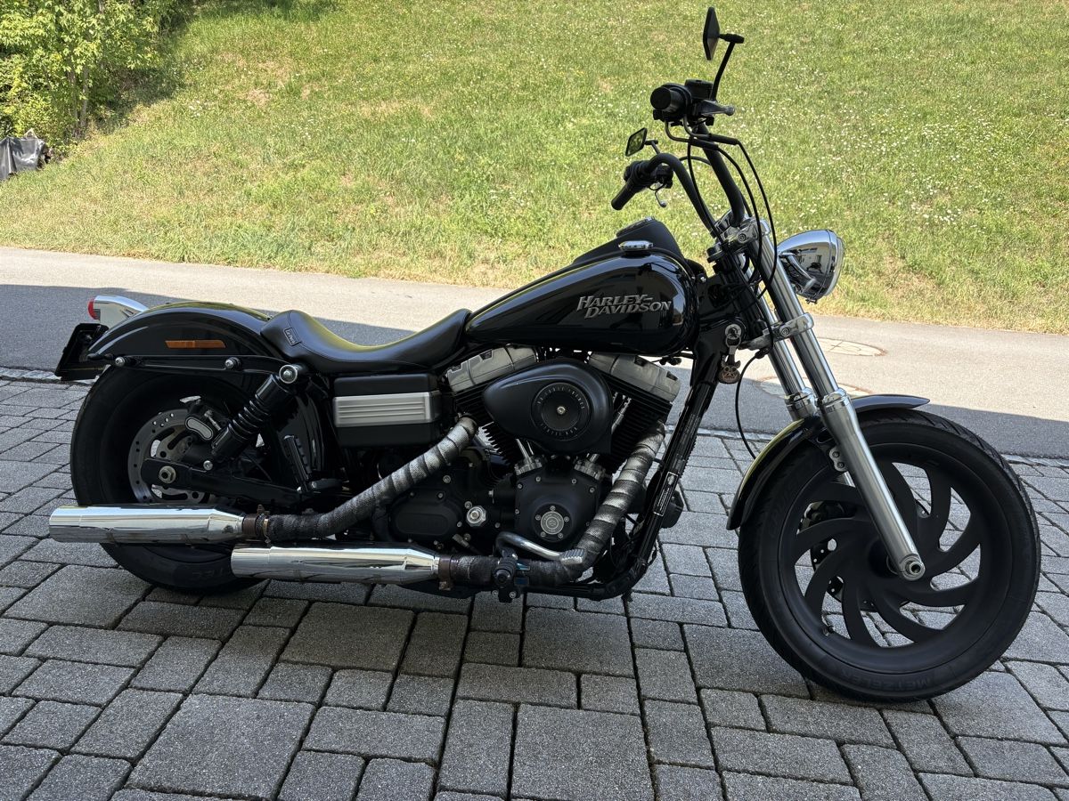 Harley-Davidson Cruisers: Harley-Davidson Streetbob – D'occasion à Giswil par naomimt09 1