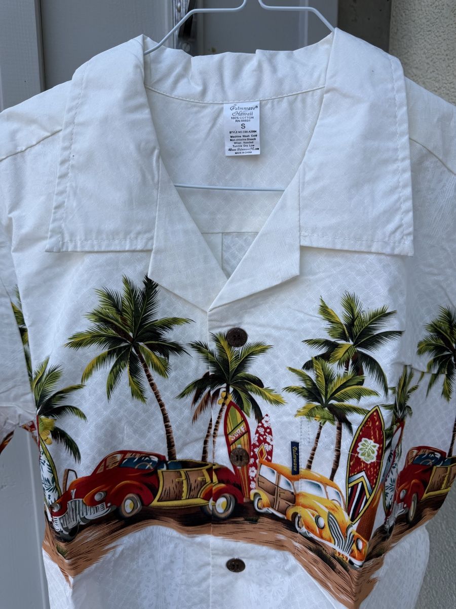 Hemden: Sommer Hemd Hawaii Style mit Autos, Gr. S – Gebraucht aus Schattdorf von lestage 1