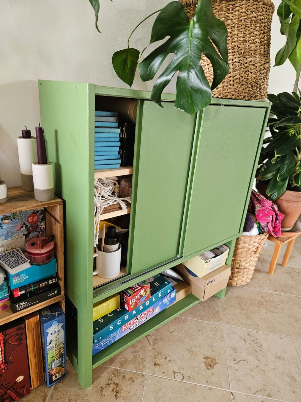 Ikea Cassettiere: Kommode aus Kiefernholz grün – Usato da Zürich venduto da the_k8dc 1