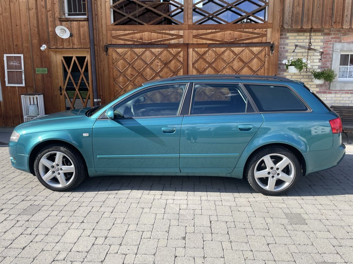Audi Automobili: Audi A4 Avant, Kombi, Allrad,  – Usato da Birwinken venduto da cec_xy27