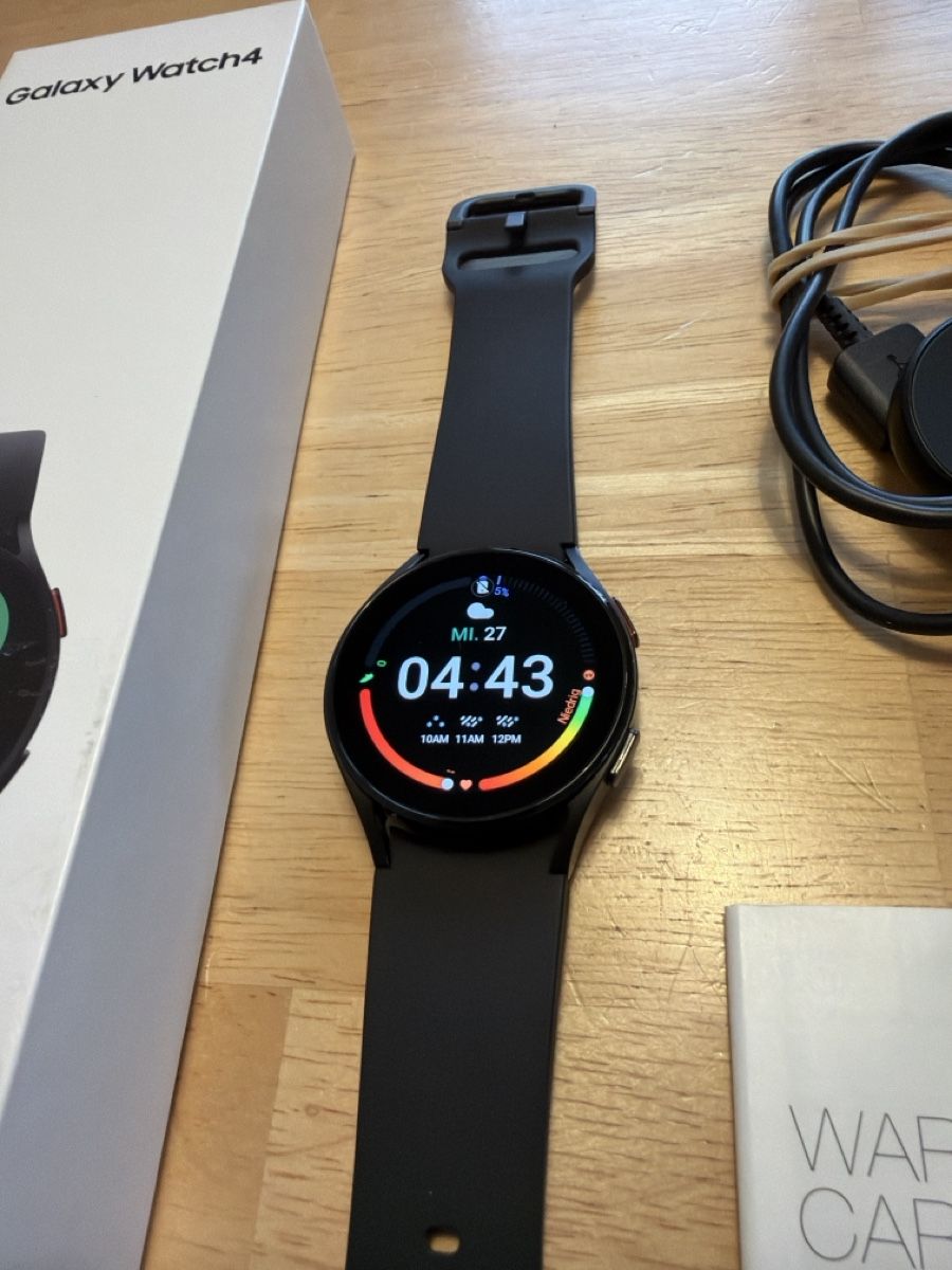 Samsung Smartwatch: Samsung Galaxy Watch 4 – D'occasion à Wiesendangen par Luminterc 2