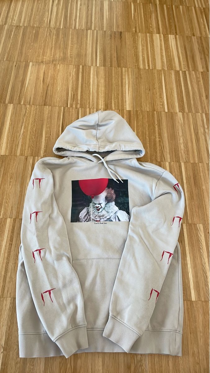 H&M Maglioni & Felpe: IT Hoodie, Gr. M – Usato da Zürich venduto da saraA94