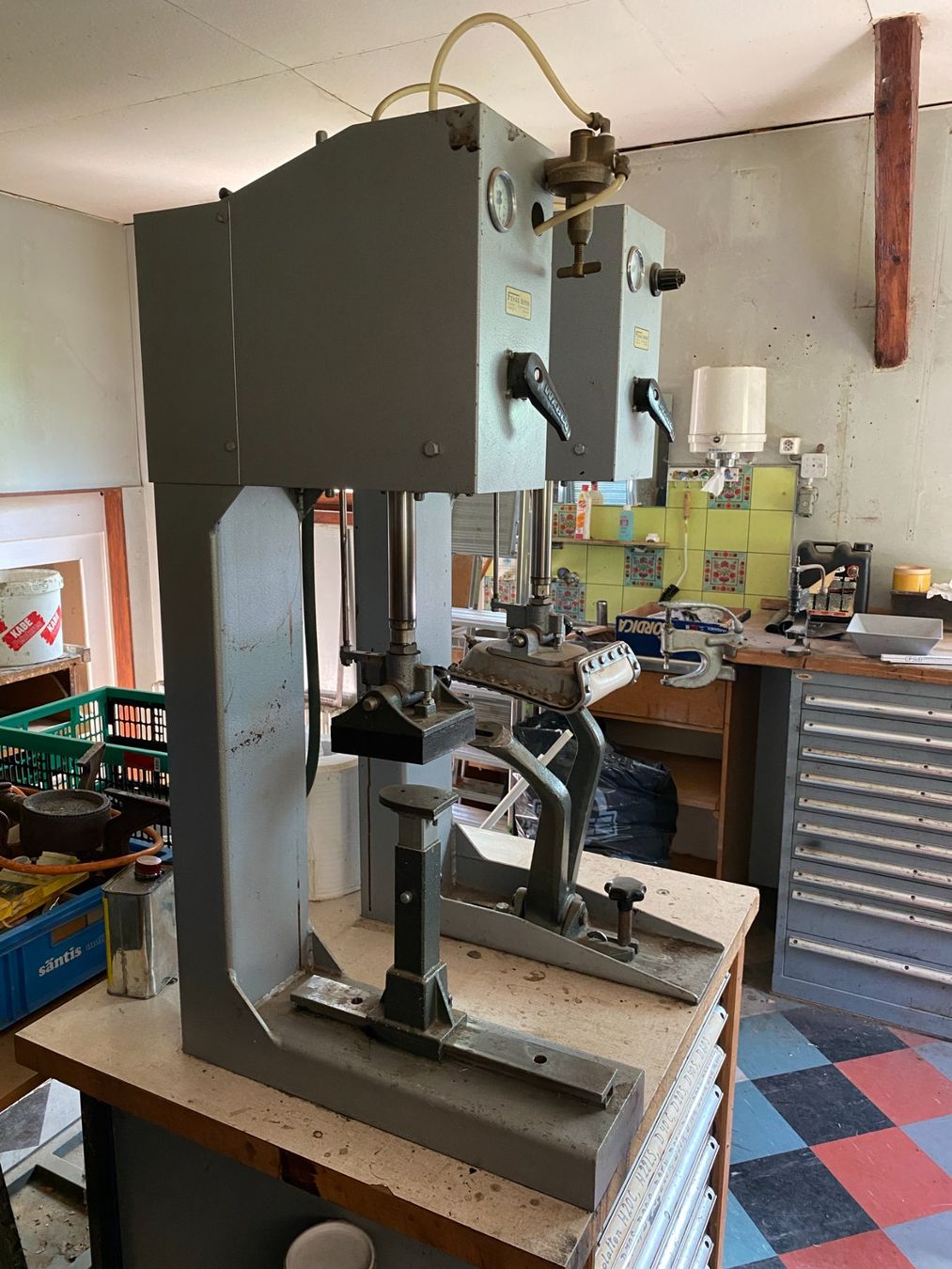 Toutes les machines: Fehag Schuhpresse – D'occasion à Kriessern par schwedenstahl_fan 1