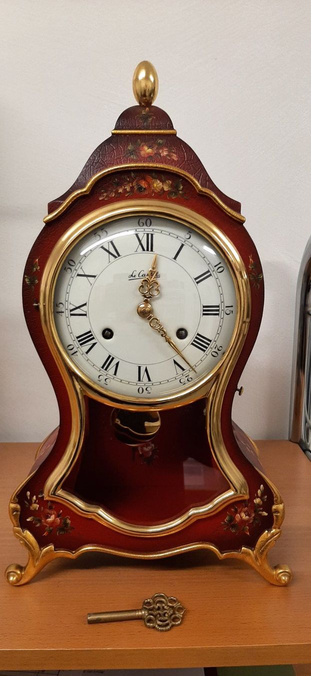 Orologi da terra & Orologi da parete: Wanduhr Le Castel – Usato da Selzach venduto da Dampflisi 1