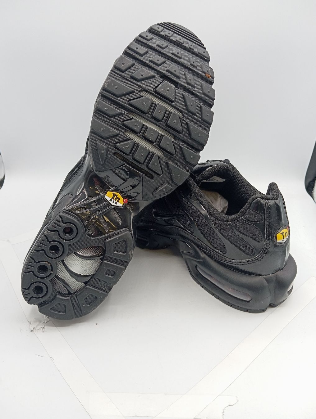 Nike Scarpe da uomo: Nike Air Max Plus (EU43) – Nuovo (secondo la descrizione) da Schaffhausen venduto da outlez 6