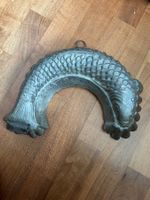 Antike Fischform Backform