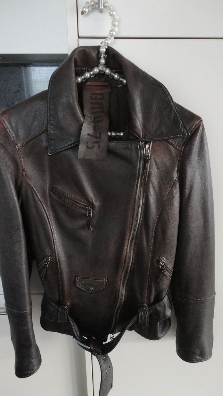 Giacche: neu Lederjacke S, hoher Neupreis – Nuovo (secondo la descrizione) da Sirnach venduto da spilo01
