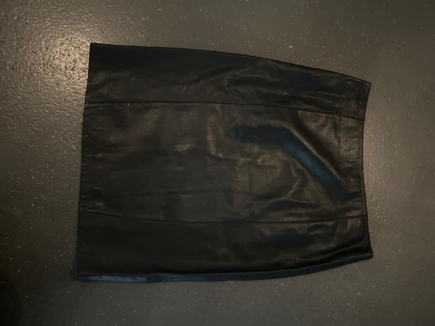 Maje Gonne: maje Lederrock – Usato da zürich venduto da gettingridofstuff 1