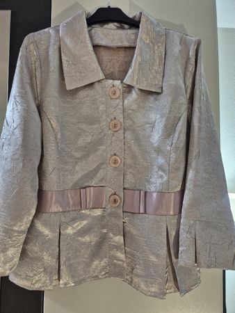 Leichte Jacke