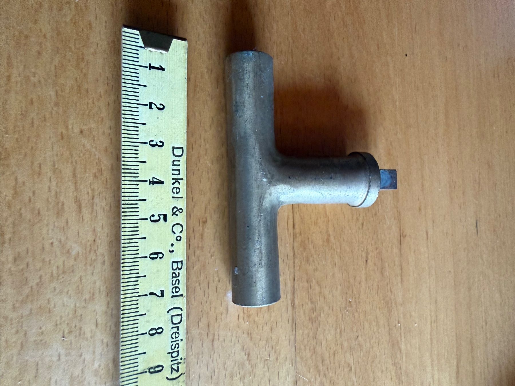 Eisenwaren: alter Fenstergriff aus Metall – Gebraucht aus Amden von vipernatter 3
