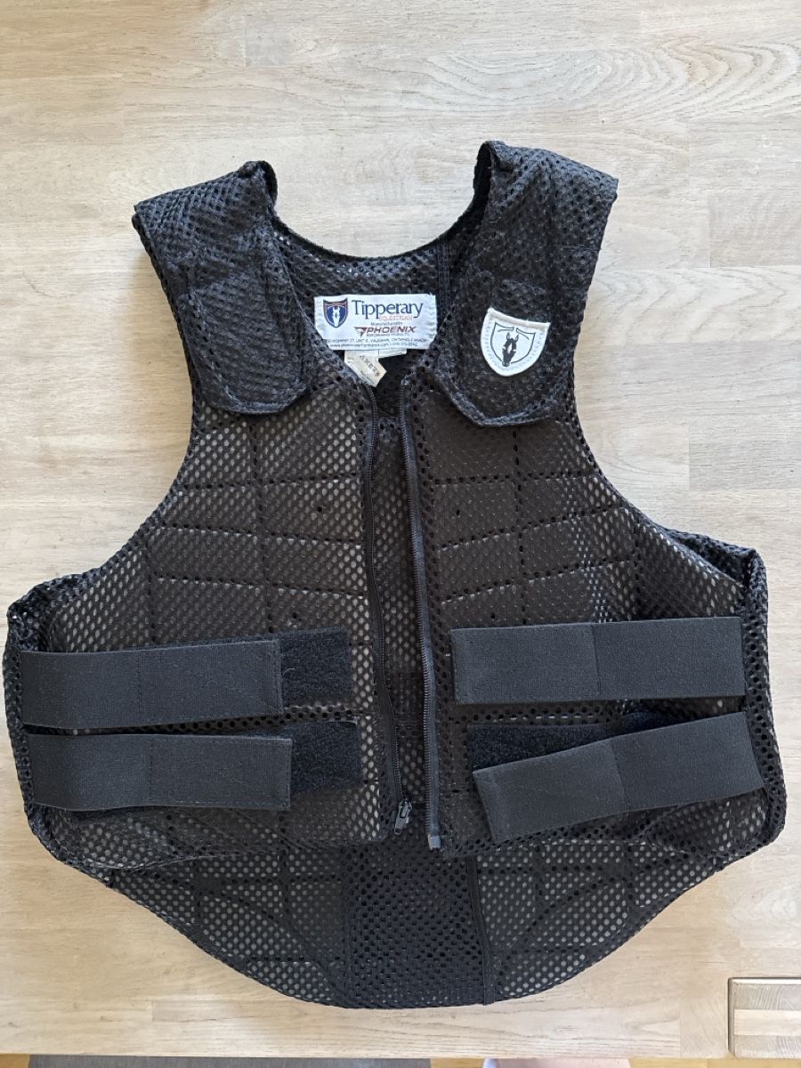 Gilets & Westen: Tipperary Reitweste/ Schutzweste TM – Gebraucht aus Bülach von skr_6jg7
