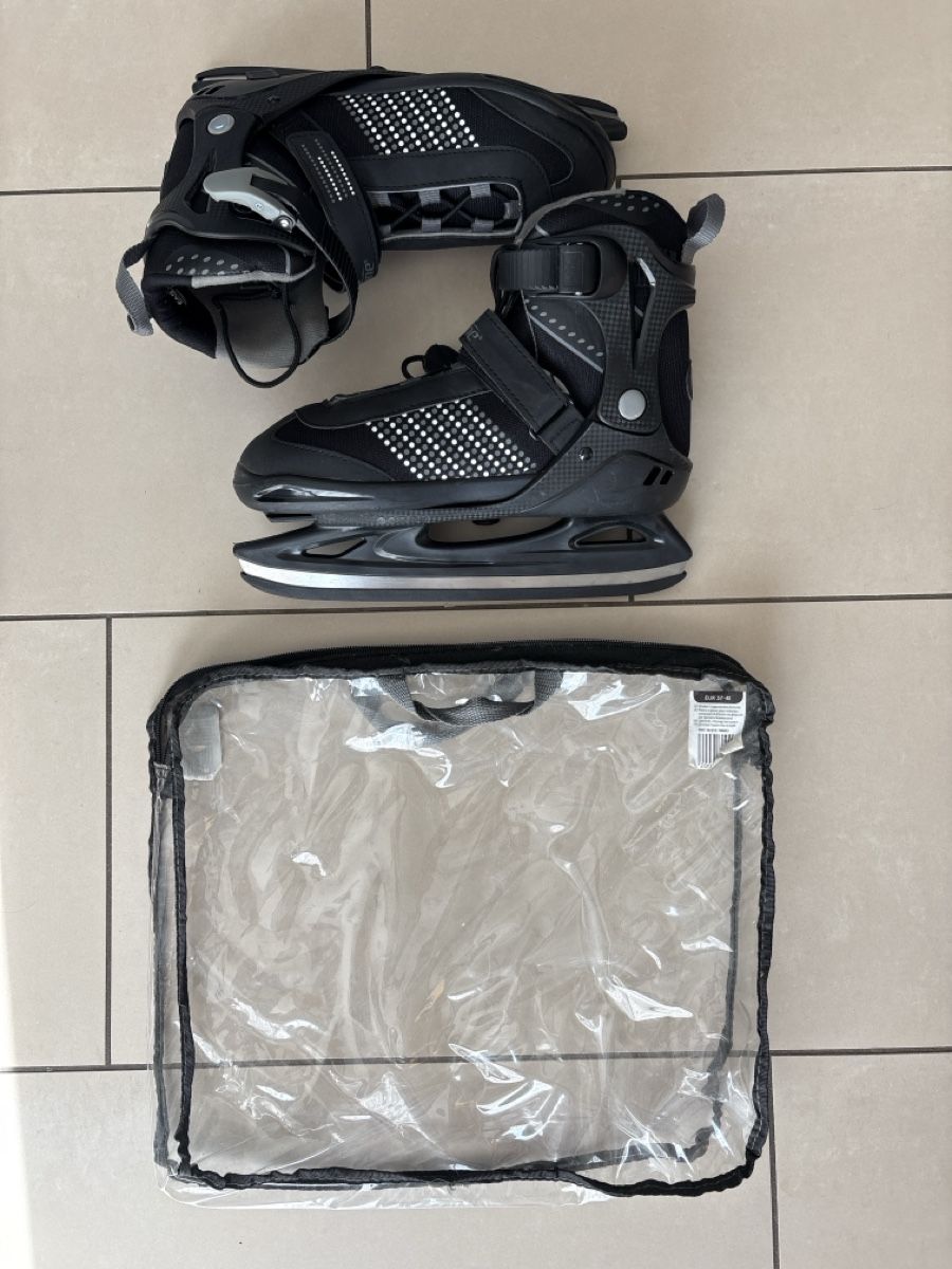 Patins à glace: Grössenverstellbare Schlittschuhe  – D'occasion à Therwil par s.a.r.a.kawa